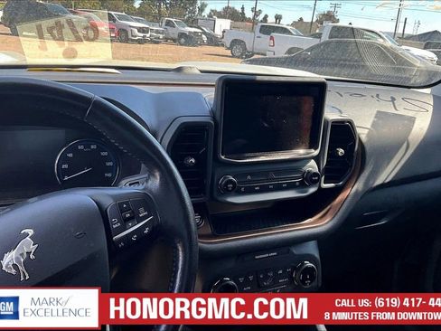 Used 2022 Ford Bronco Sport Outer Banks image 4
