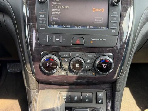 Used 2016 Buick Enclave Leather image 17