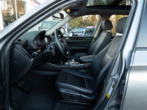 Used 2017 BMW X3 sDrive28i image 16