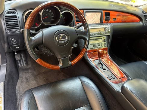 Used 2003 Lexus SC 430 Convertible RWD image 28