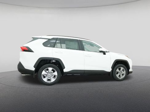 New 2025 Toyota RAV4 XLE FWD image 26