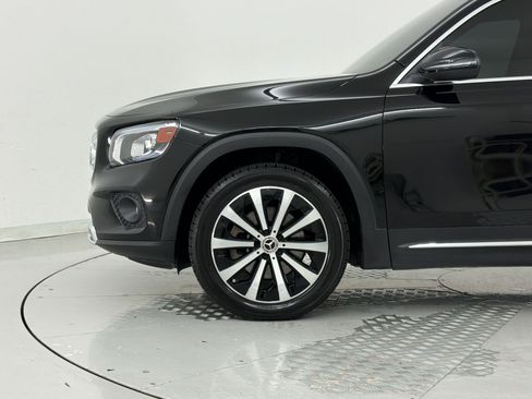 Used 2023 Mercedes-Benz GLB 250 image 24