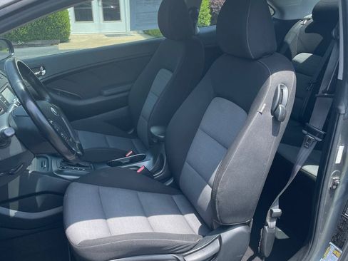Used 2016 Kia Forte Koup EX FWD image 15