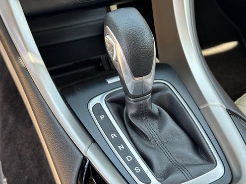 Used 2014 Ford Fusion SE FWD image 31