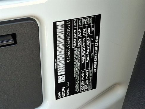 New 2025 Mercedes-Benz Sprinter 2500 image 17