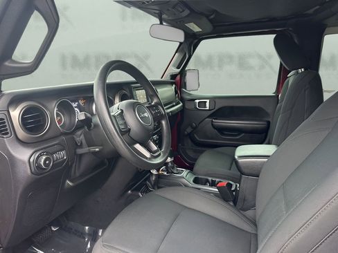 Used 2021 Jeep Wrangler Sport image 9