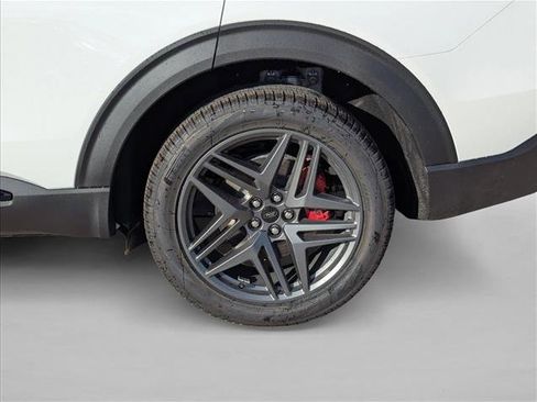 New 2026 Ford Explorer ST w/ Sun And Sound Package image 10