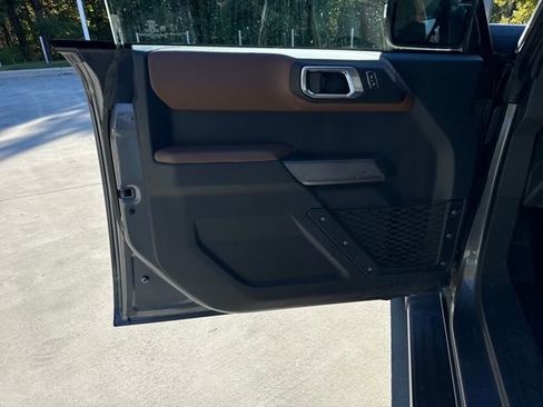 Used 2022 Ford Bronco Outer Banks image 14