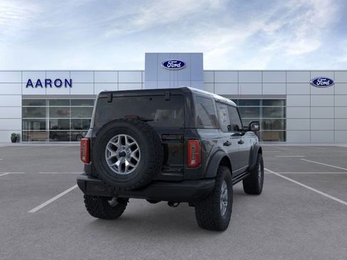 New 2025 Ford Bronco Badlands image 8