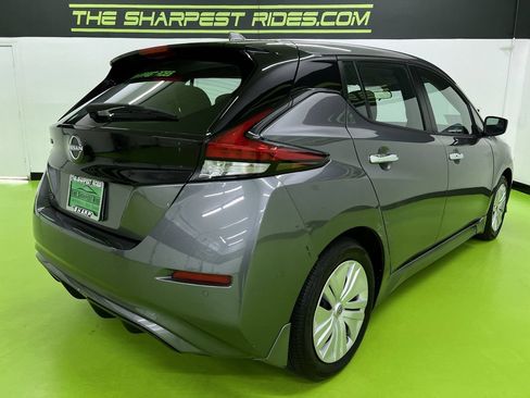 Used 2025 Nissan Leaf S FWD image 10