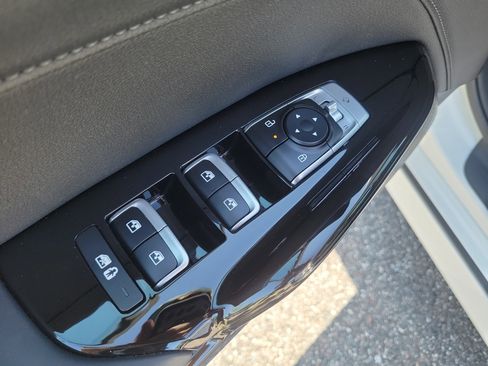 Used 2025 Kia K5 EX FWD image 18