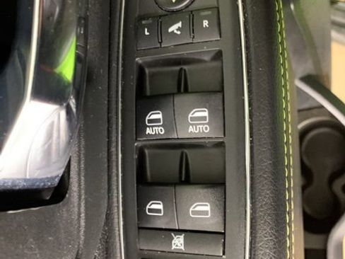 Used 2017 RAM 1500 Sport w/ Sublime Green Sport Package AWD/4WD image 17