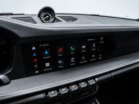 Used 2025 Porsche 911 Carrera image 19