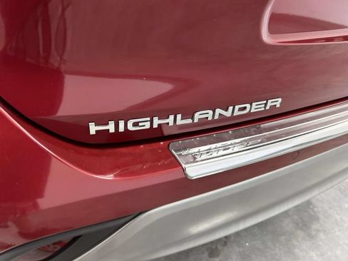 Used 2020 Toyota Highlander Platinum FWD image 10