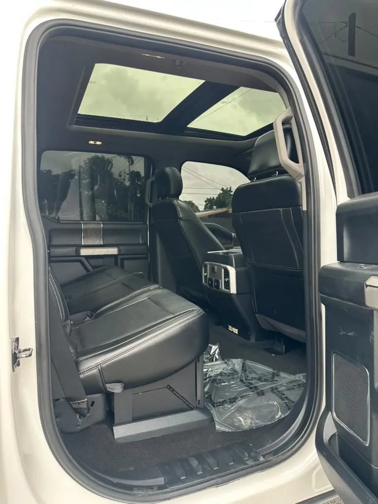 Used 2019 Ford F250 Lariat w/ Lariat Ultimate Package AWD/4WD image 11