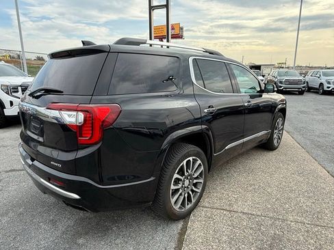 Used 2021 GMC Acadia Denali w/ Denali Ultimate Package image 3