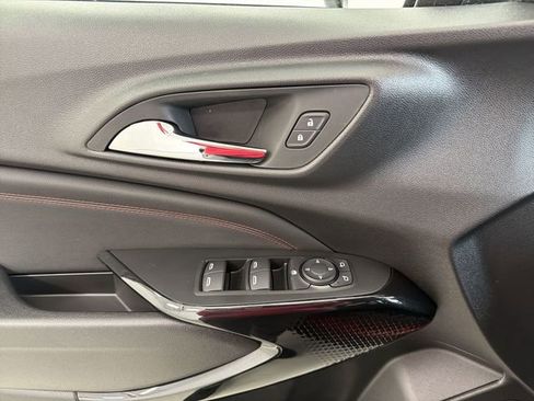 New 2026 Chevrolet Trax RS w/ Sunroof Package FWD image 22