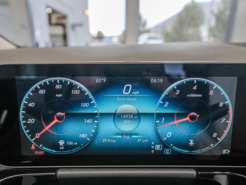 Certified 2021 Mercedes-Benz GLA 250 4MATIC image 10