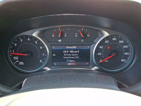 Used 2022 Chevrolet Equinox RS w/ RS Leather Package image 21