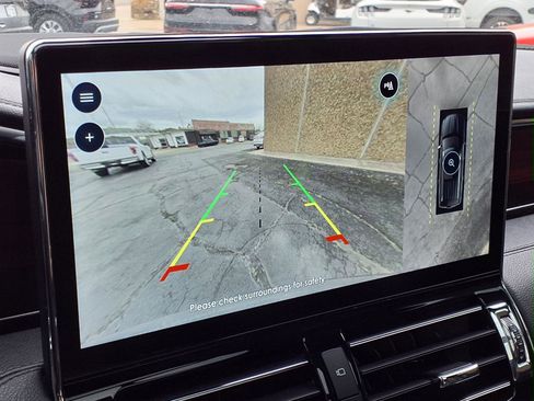 Used 2024 Lincoln Navigator Reserve AWD/4WD image 5