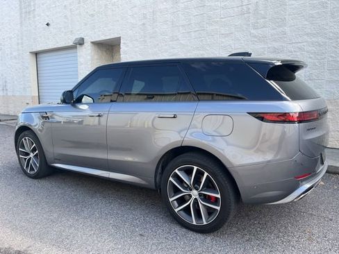 Used 2024 Land Rover Range Rover Sport Autobiography image 6