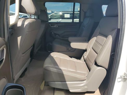 Used 2017 GMC Yukon XL Denali w/ Open Road Package AWD/4WD image 22