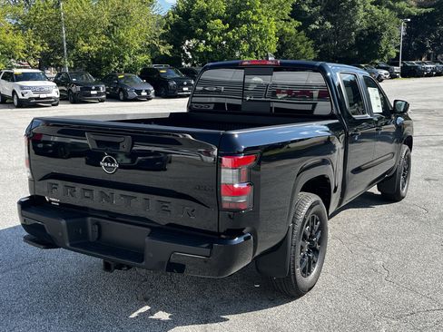 New 2026 Nissan Frontier SV w/ Tow Package AWD/4WD image 7