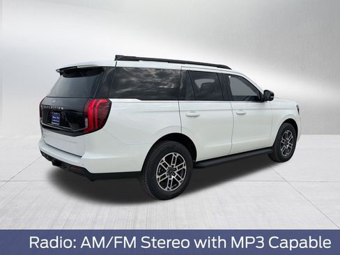 New 2026 Ford Expedition Active image 7