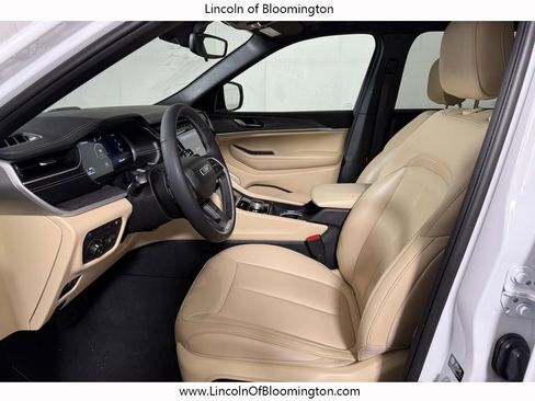 Used 2024 Jeep Grand Cherokee Limited 4xe image 23