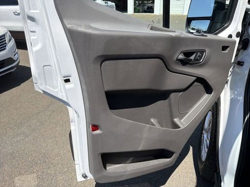 Used 2025 Ford Transit 350 XLT RWD image 10