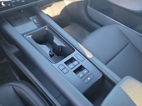 New 2023 Hyundai Ioniq 6 SEL AWD/4WD image 11