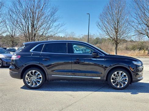 Used 2022 Lincoln Nautilus Reserve AWD/4WD image 6