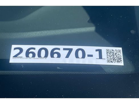 Used 2017 Hyundai Elantra SE FWD image 21