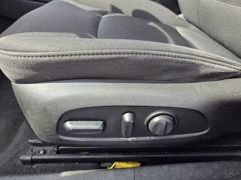 Used 2018 Chevrolet Malibu LT FWD image 20