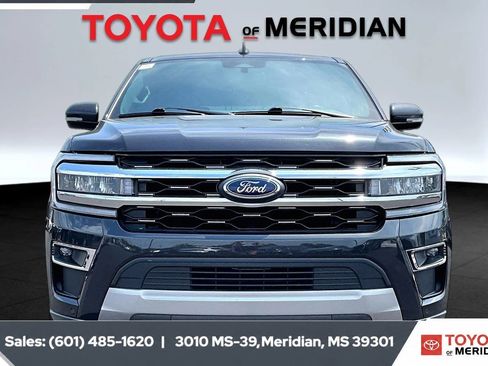 Used 2024 Ford Expedition Limited AWD/4WD image 3