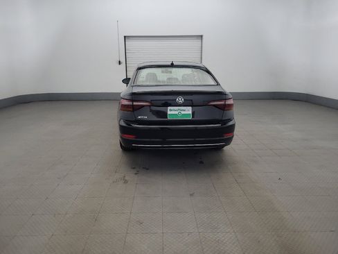 Used 2019 Volkswagen Jetta SE image 6
