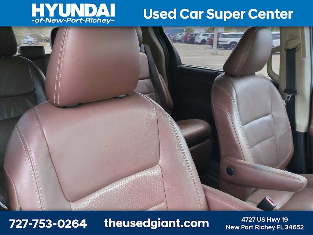 Used 2015 Toyota Sienna Limited Premium w/ Advanced Technology Package FWD image 6