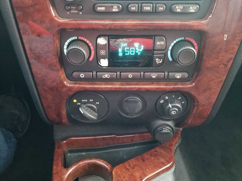 Used 2008 GMC Envoy Denali w/ Sun And 6-Disc Cd Package image 14