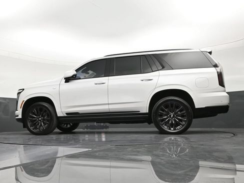 Certified 2025 Cadillac Escalade Sport Platinum w/ LPO, ONYX Package RWD image 21