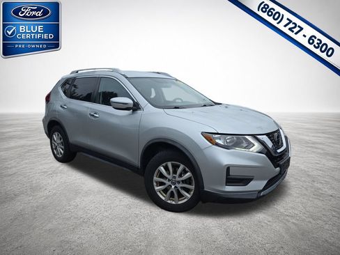 Used 2018 Nissan Rogue SV AWD/4WD image 1