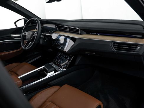 Certified 2024 Audi Q8 e-tron Prestige w/ Prestige Package AWD/4WD image 8