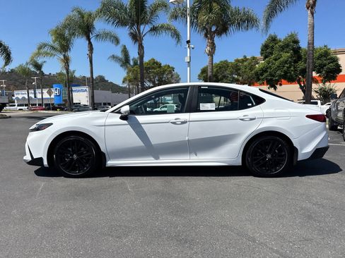 New 2026 Toyota Camry SE FWD image 7