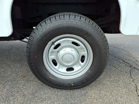 Used 2019 Ford F250 XL w/ Power Equipment Group AWD/4WD image 30
