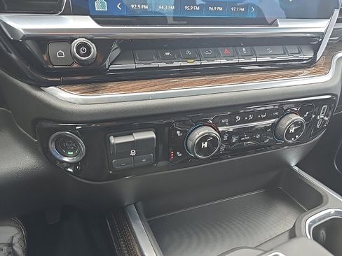 Used 2025 Chevrolet Silverado 1500 RST w/ Z71 Off-Road Package image 19