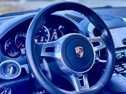 Used 2014 Porsche Cayenne Turbo S AWD/4WD image 58