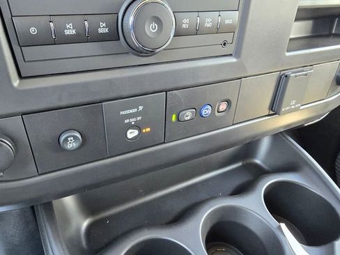 New 2025 Chevrolet Express 2500 w/ Enhanced Convenience Package image 17