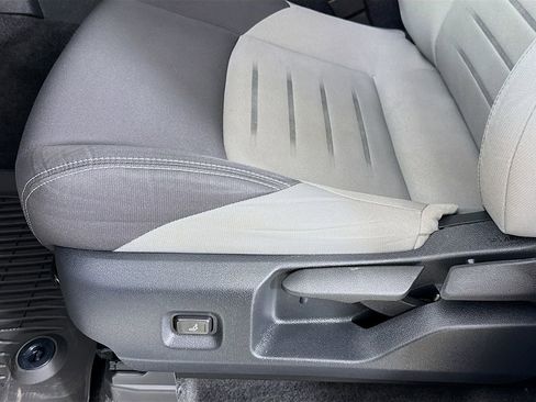 Certified 2024 Toyota Tacoma TRD Off-Road image 18