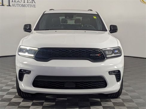 Used 2023 Dodge Durango GT image 3