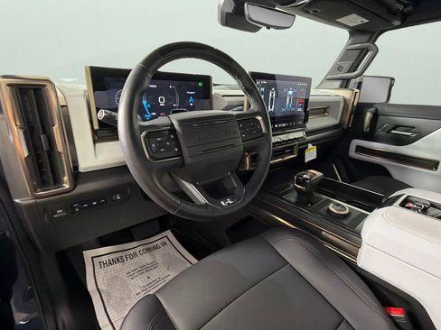 Certified 2025 GMC Hummer EV 3X AWD/4WD image 18
