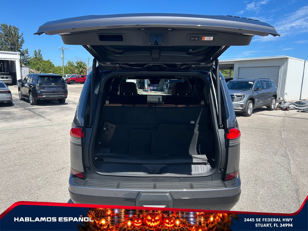 Used 2025 Lexus GX 550 w/ Cold Area Package AWD/4WD image 10
